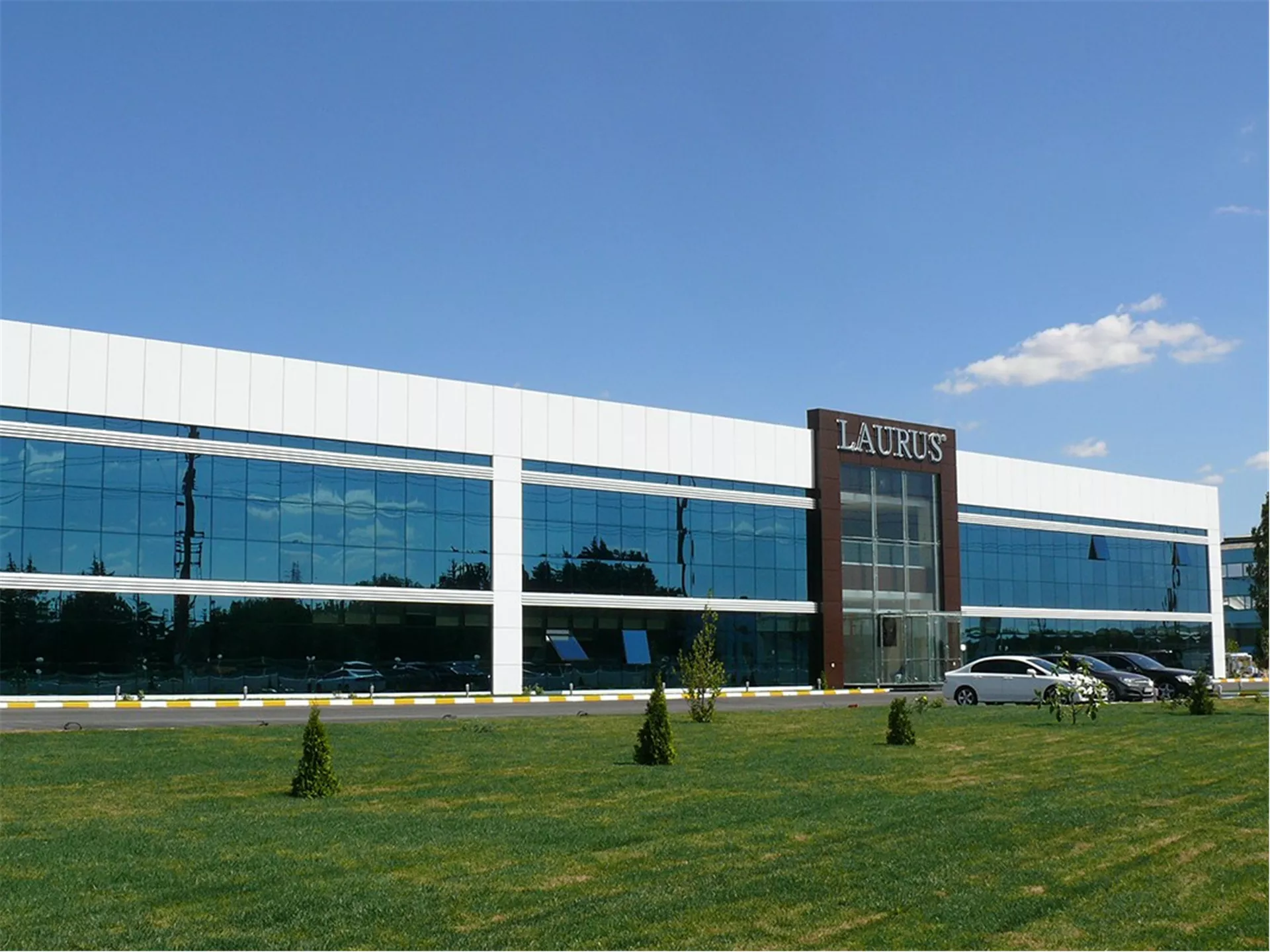 Laurus İlaç Fabrikası